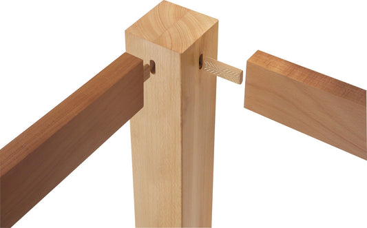 Festool DOMINO Dübelstange Buche in Verbindung mit Holzteilen, Fräsung und Leimtaschen sichtbar.