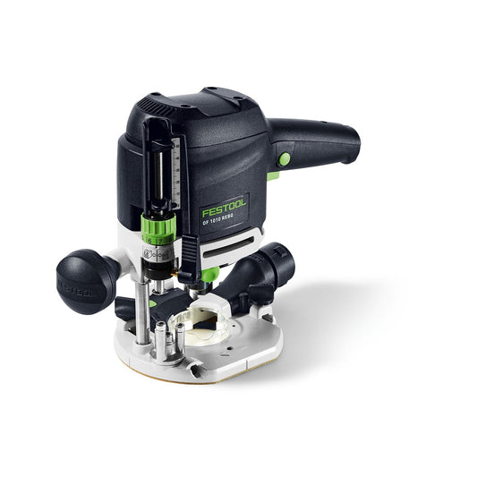 Festool Oberfräse OF 1010 REBQ mit weißer Grundplatte, schwarzem Motor, grünen Elementen und Tiefeneinstellung.