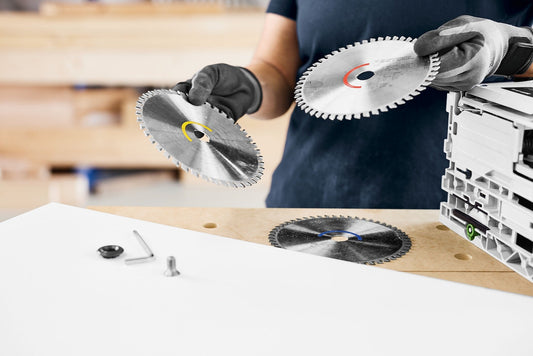 Festool Kreissägeblatt-Set KSB-SORT/3 mit drei Sägeblättern in Farbcodierung für Holz, Laminat und Aluminium