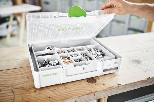 Festool Systainer³ Organizer mit geöffnetem transparentem Deckel und 20 Einsatzboxen für Kleinteile
