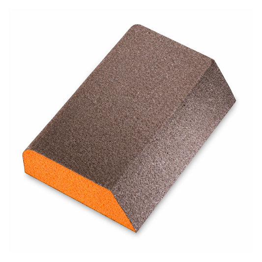 Sia 7991 siasponge Schleifschwamm weich mit orangefarbener Fase, graubraune Schleiffläche, isometrische Ansicht